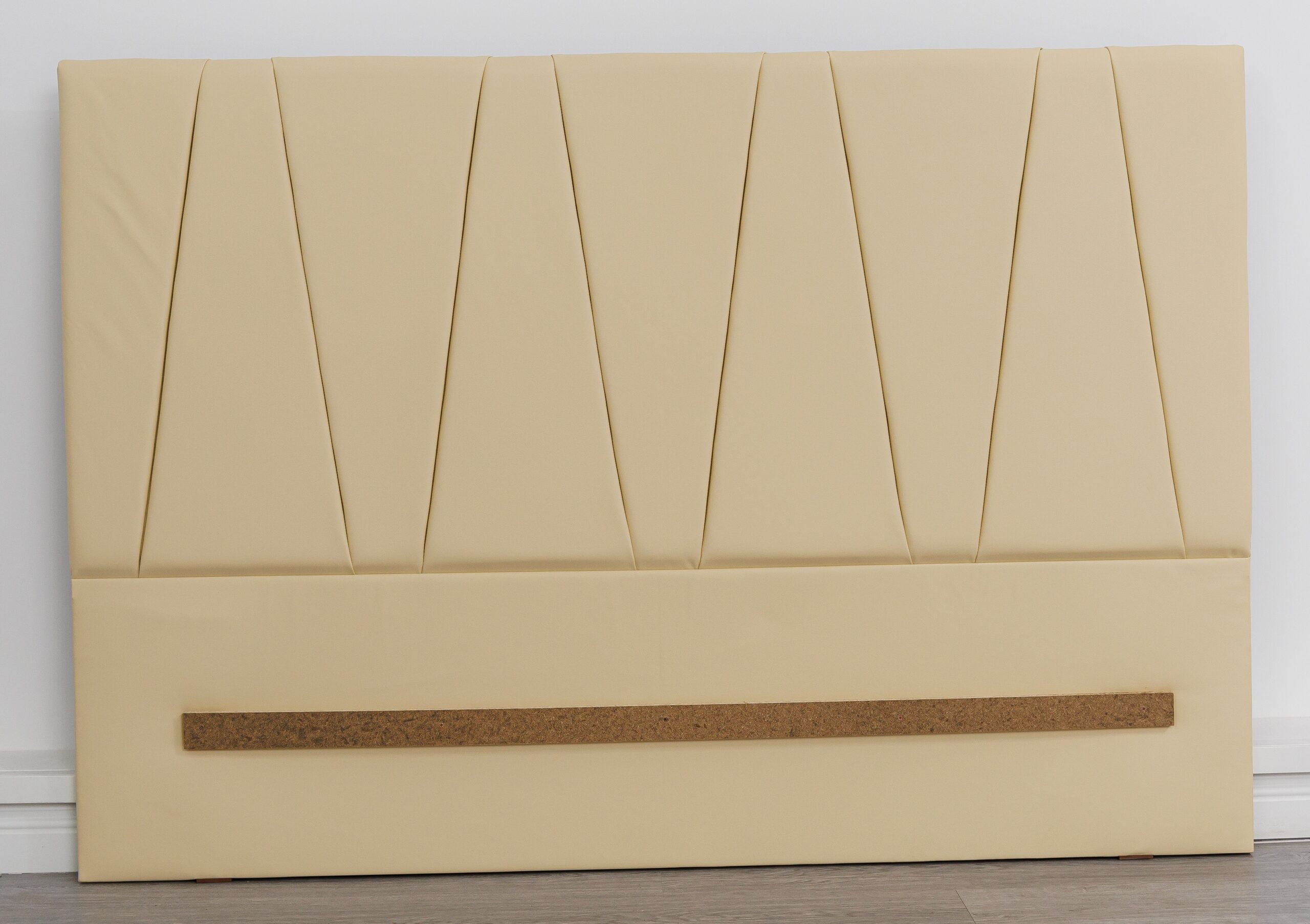 prima-poza-13-scaled-1.jpg Tablie Tapitata Pat Eric Bej Piele Ecologica - imagine 1